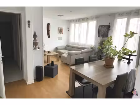 vente appartement 4 pièces 80.14 m² à fecamp (76400)  120 500 €