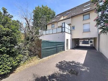 duplex récent de standing climatisation deux balcons petite copropriété faibles charges