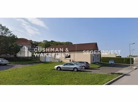location bureaux 168 m²