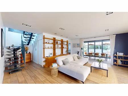 villa contemporaine avec prestation de qualité