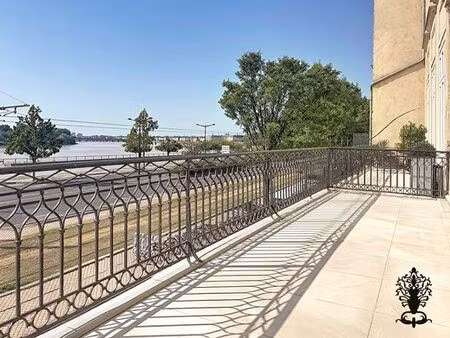 appartement de 2 chambres de luxe en vente à bordeaux  france