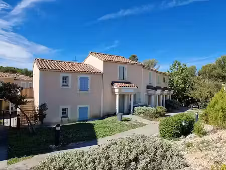 location appartement 4 pièces 58 m² à cabries (13480)  1 300 €