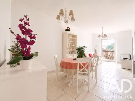 appartement à lucéram (06440)