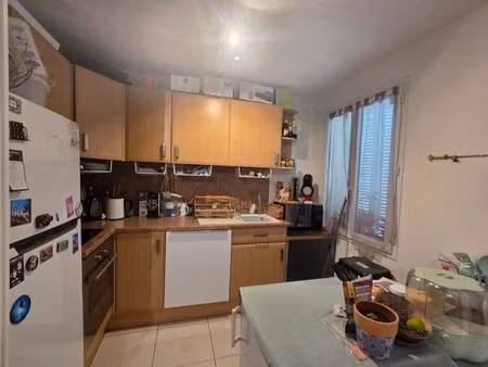 t2 / 52m² / survilliers-fosses (rer d)