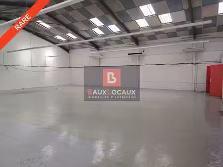 location local d’activités salon-de-provence 13300 300m² à 580m²
