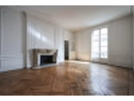 appartement de luxe à vendre dans le quartier saint placide