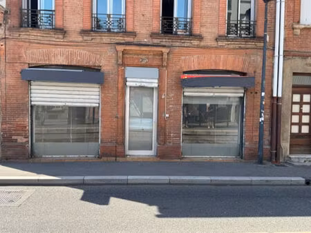 local commercial avenue de muret