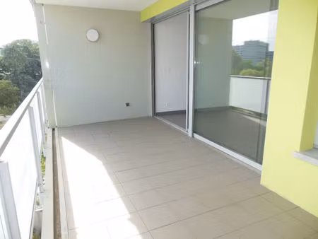 toulouse quartier bellefontaine beau t3 récent de 74 80m²   terrasse de 11 90m²   parking 