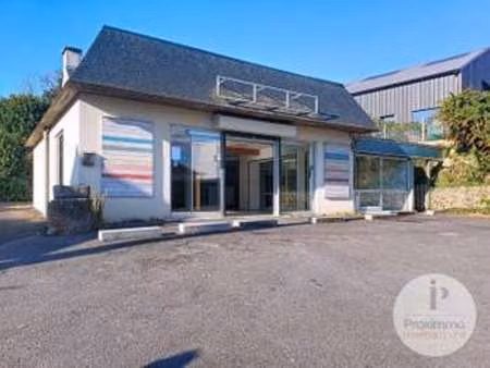 location bureaux et commerces à nivillac (56130) : à louer / 200m² nivillac