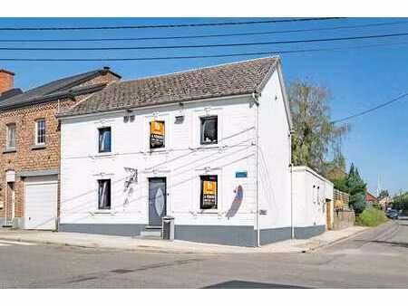 maison 5 chambres avec suite parentale et terrasse!