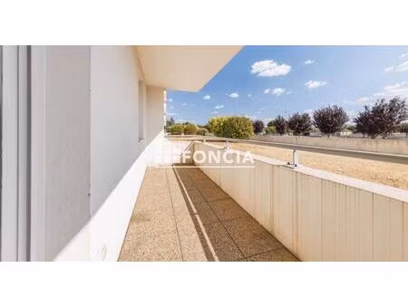 appartement t2 41 m² avec terrasse et parking privatif dans residence recente