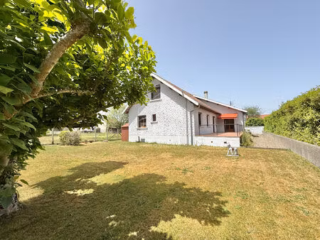 maison familiale de 169 m² avec 5 chambres et jardin clos ? andrest  à 10 minutes de tarbe