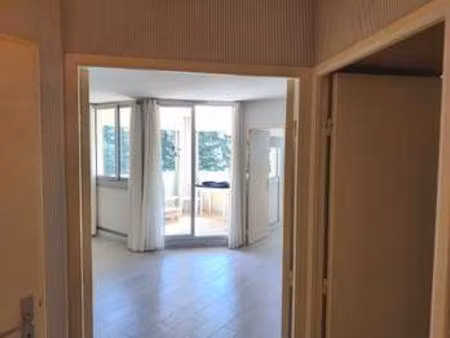 location appartement t1 à montpellier (34000) : à louer t1 / 32m² montpellier