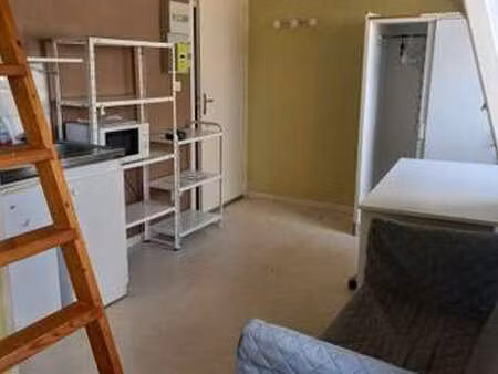 location appartement t1 meublé à reims (51100) : à louer t1 meublé / 15m² reims
