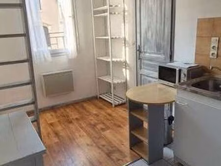 location appartement t1 meublé à reims (51100) : à louer t1 meublé / 15m² reims