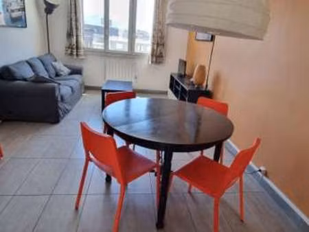 location appartement 4 pièces à grenoble (38000) : à louer 4 pièces / 69m² grenoble