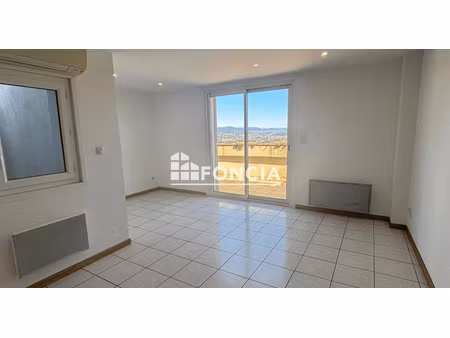vente appartement 4 pièces 92 m² à solliès-ville (83210)  350 000 €