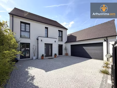 vente maison 7 pièces 191 m2 à compiègne