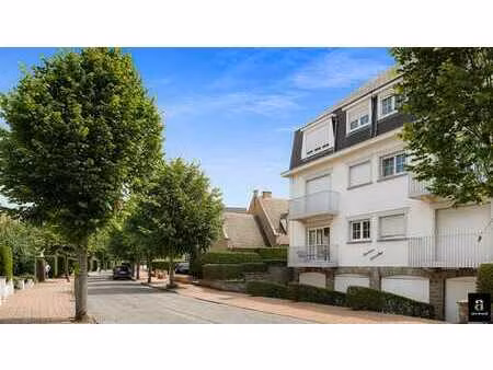 appartement avec jardin situé au calme  à quelques pas de la