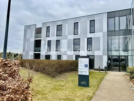location bureaux 377 m² à 1 355 m²