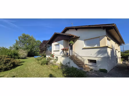 maison de caractère  proche de toutes commodités