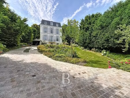 le service location de la maison barnes vous propose ce bien :