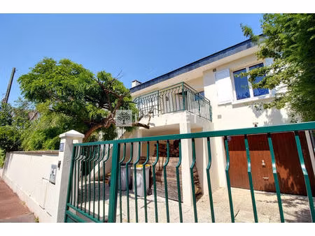 maison rueil malmaison 5 pièce(s) 161 m2