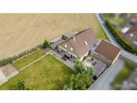 alleenstaande villa te koop in wervik!