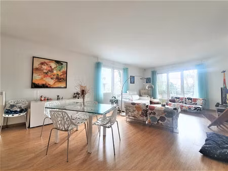 spacieux appartement 5 pièces 117 m² courbevoie+ verranda+terrasse +cave