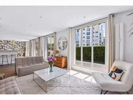 appartement paris 15e - 3 chambres - 107m²