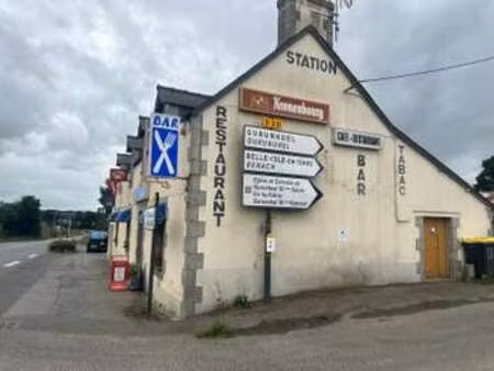 vente bureaux et commerces à gurunhuel (22390) : à vendre / 72m² gurunhuel