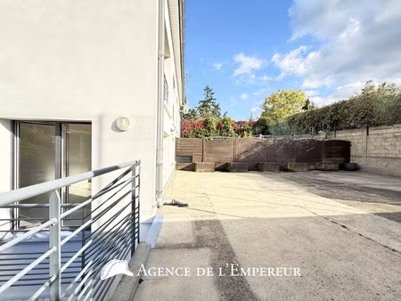rueil limite suresnes
