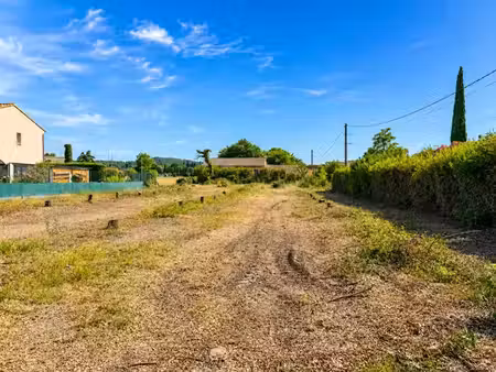 vente terrain 614 m² à valreas (84600)  74 000 €