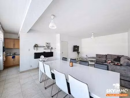 magnifique appartement 2ch - parking - peb b