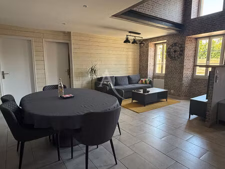 location maison 3 pièces  76.00m²  vénérand