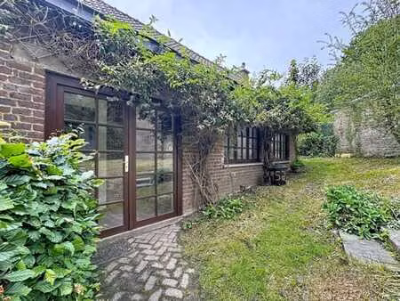 maison une chambre dans ilot arrière - jardin
