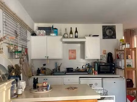 très bon appartement 1ch hocaille charges chauffage compris