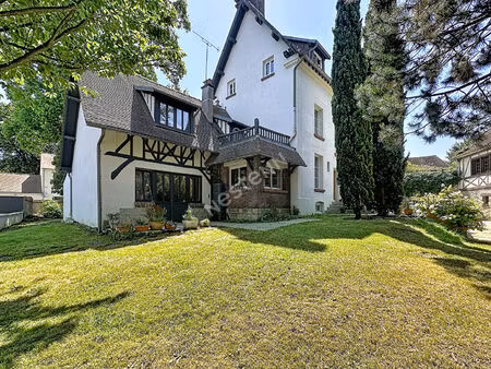 élégante propriété bourgeoise 5 chambres