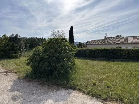 vente terrain 280 m² à hyeres (83400)  150 000 €