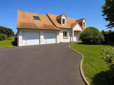 pavillon- 5 chambres- double garage- jardin