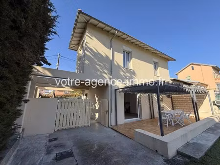 nice - ste marguerite / location maison meublée 3p  jardin et parkings  1900€