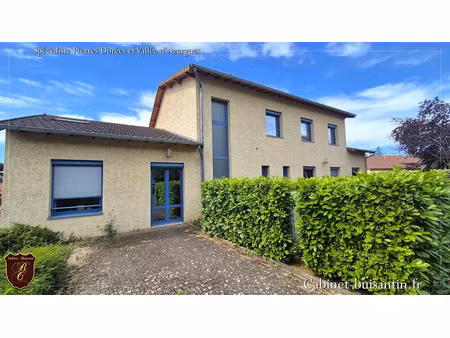 vente locaux professionnels 0 pièces 427 m² à le bois-d'oingt (69620)  520 000 €