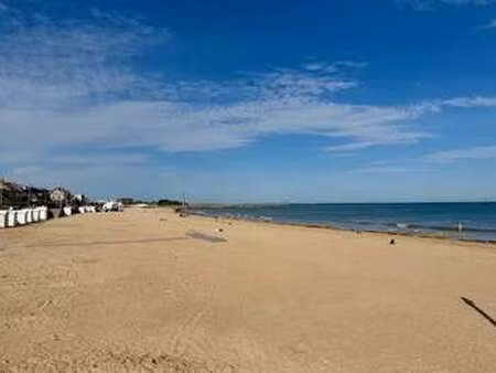 vente appartement 3 pièces à courseulles-sur-mer (14470) : à vendre 3 pièces / 58m² course