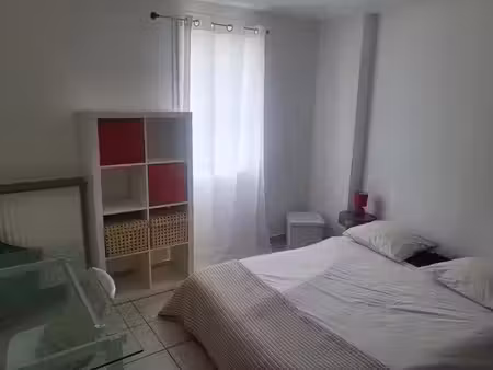 location meublée chambre 1 pièce 12 m² à saint-romain-au-mont-d'or (69270)  450 €