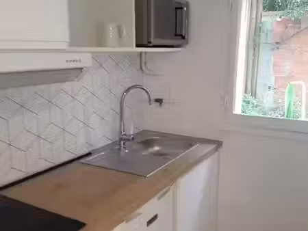 location meublée appartement 1 pièce 22 m² à clamart (92140)  550 €