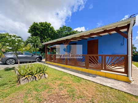 villa f3 jardin clos  calme et proximité de toutes les commo