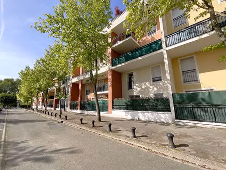 conflans sainte honorine appartement duplex 2 pièces de 42 m² avec grande terrasse et park