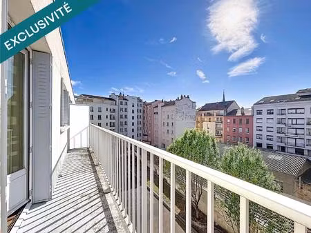 villeurbanne limite bellecombe  t5 avec balcons et vue