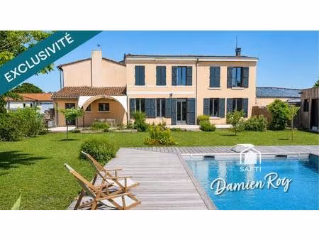 maison en pierre de 200m² avec dépendance