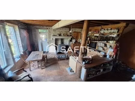 deux maisons - 150 m² - terrain 4 140 m²